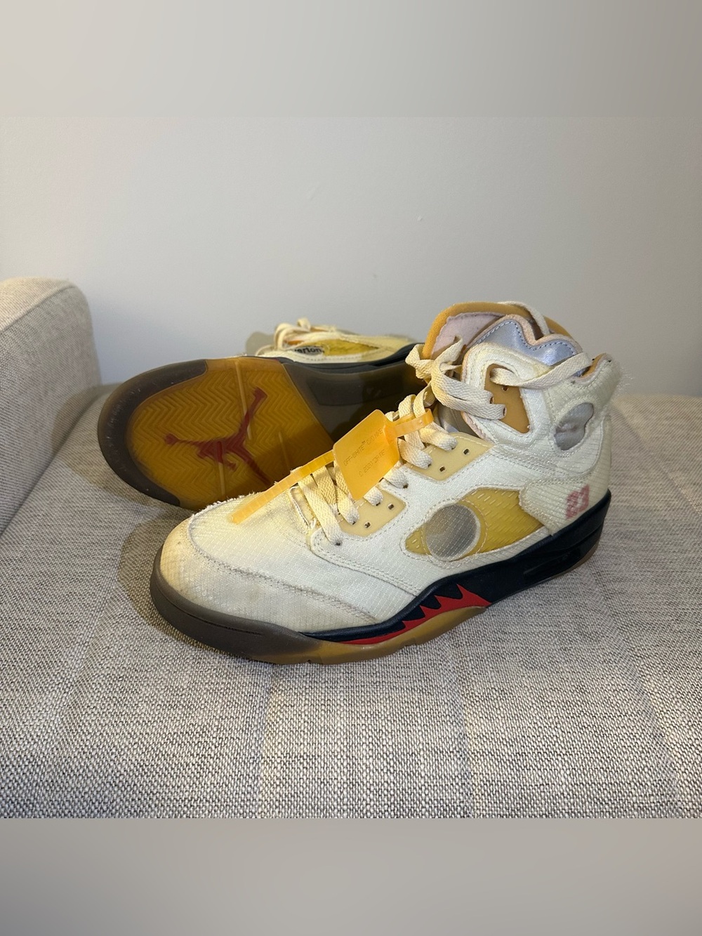 Jordan 5 Off Whites